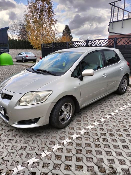 Toyota Auris Toyota Auris II właściciel stan IDEALNY !!!