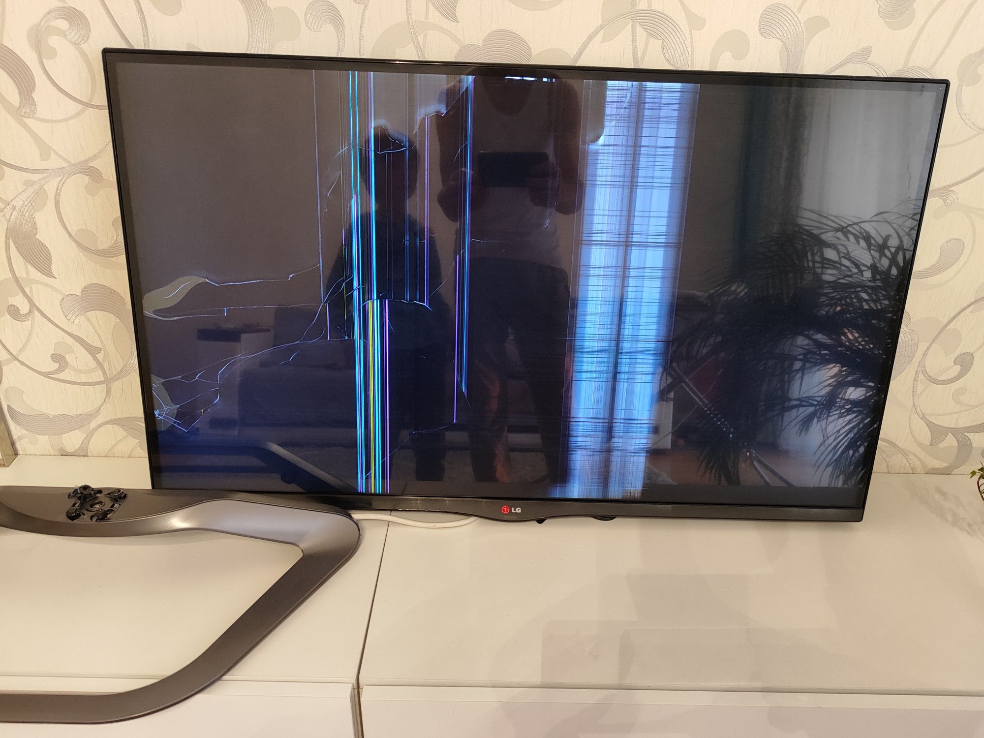 Телевізор LG42 з Польщі