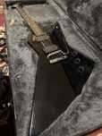 Gibson explorer + case