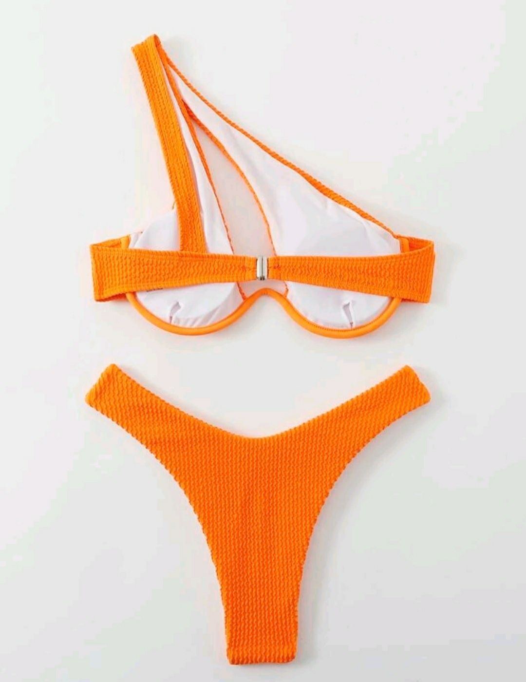 Bikini vermelho, lilás e laranja