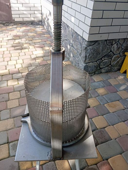 Продам соковижималку