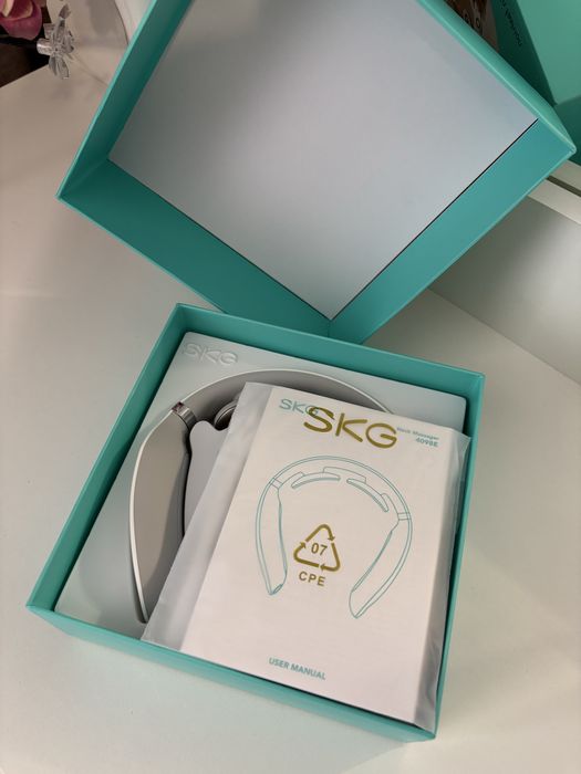 Масажер для шиї