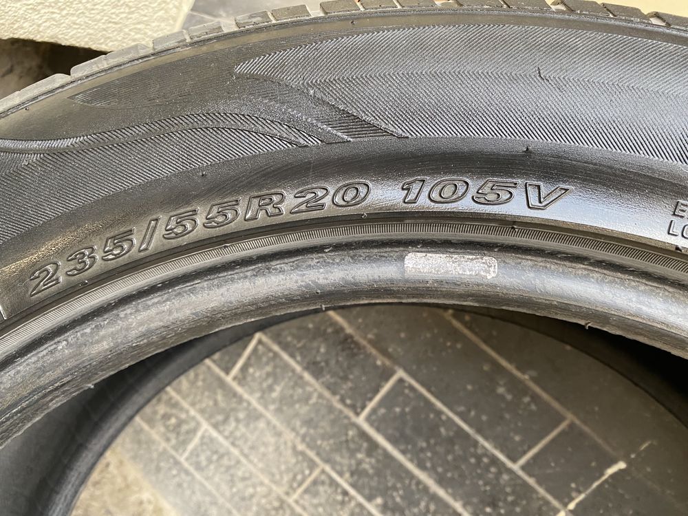 Шини Roadstone Nexen 235/55/R20 105V