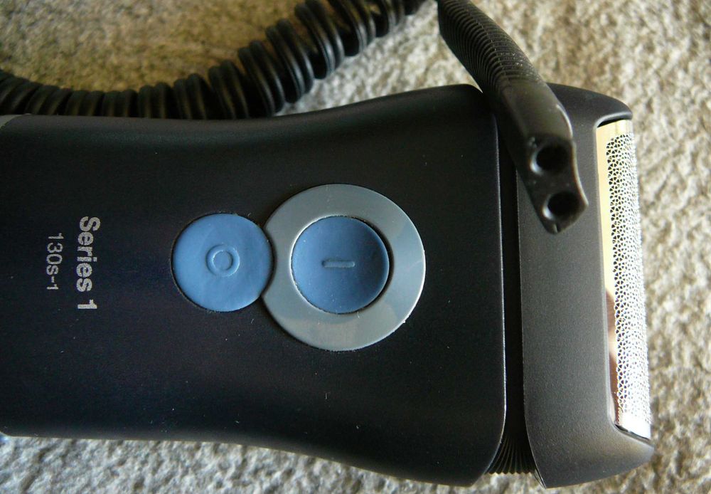 Бритва электрическая Braun Series 1 130s-1 (новая)