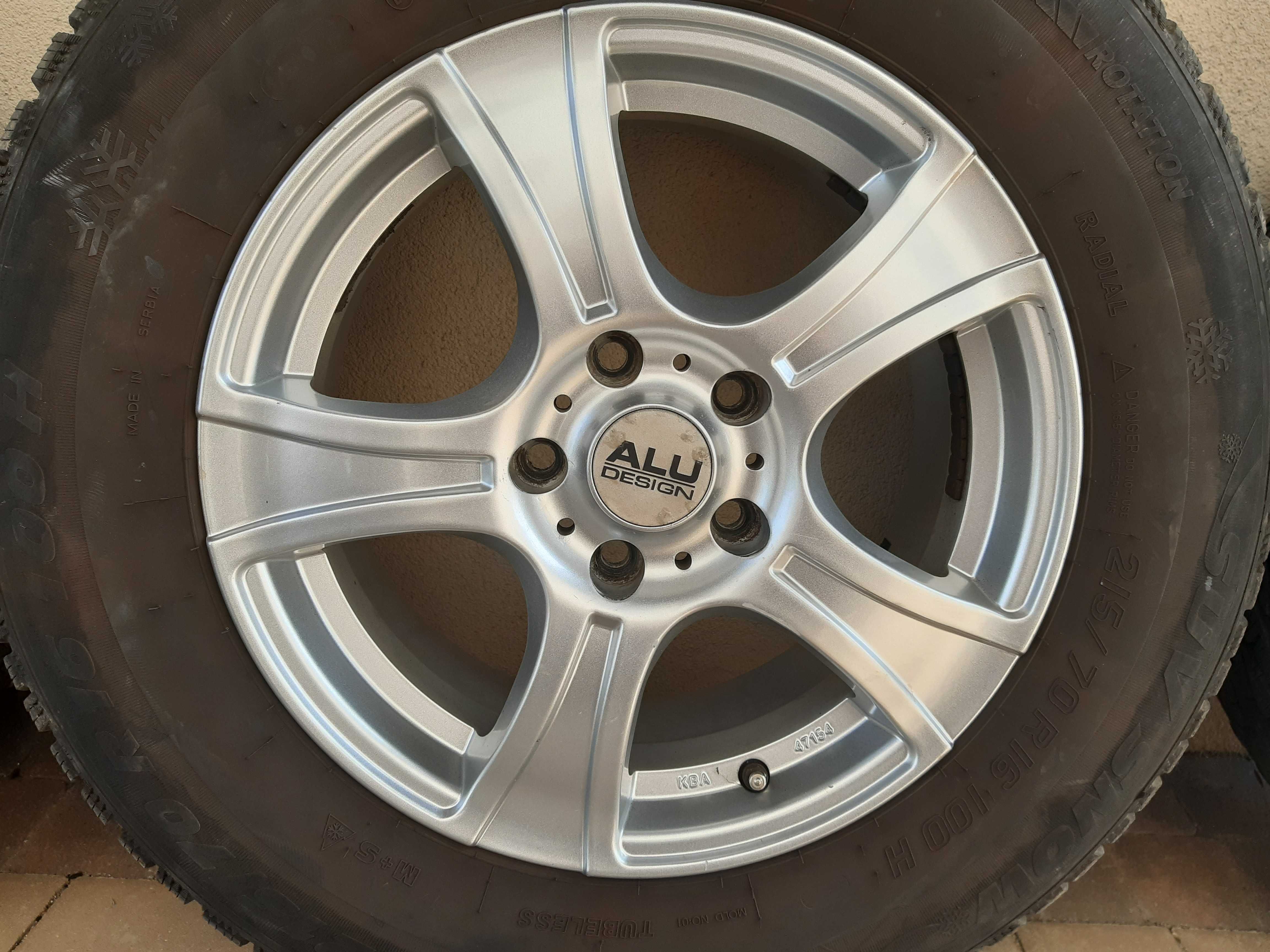 opony zimowe na alufelgach 215/70 R16