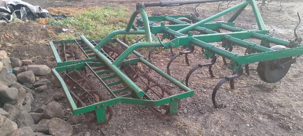 Kultywator z wałkami