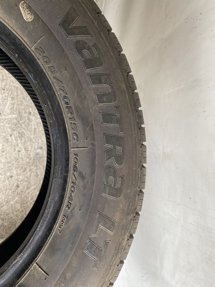 Opona pojedyncza 205/70/15c Hankook Vantra LT