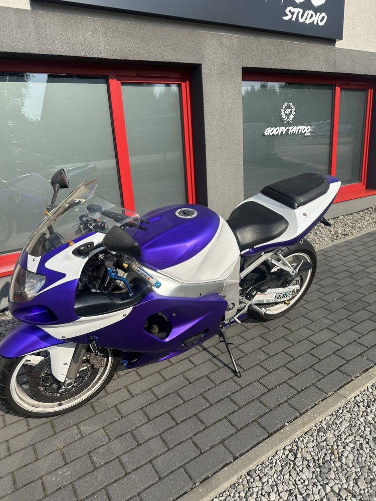 Suzuki GSX-R600 Jedyny taki !