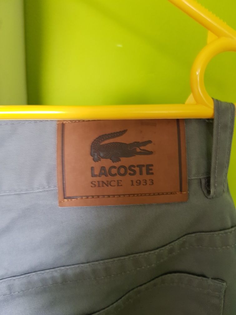 Spodnie firmy Lacoste roz 39/42 /M