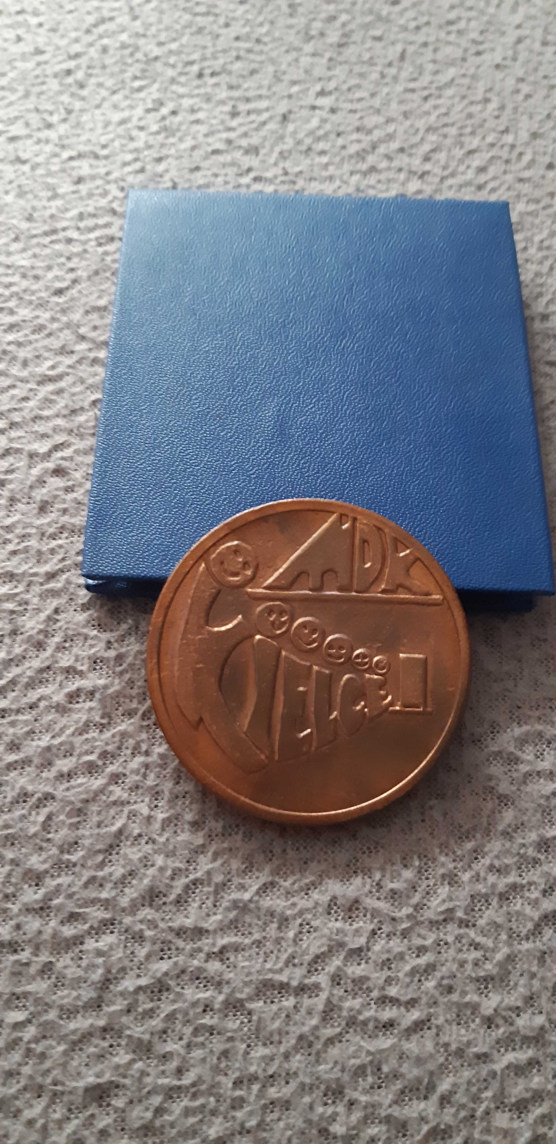 medal XXX lat Młodzieżowego Domu Kultury Kielce