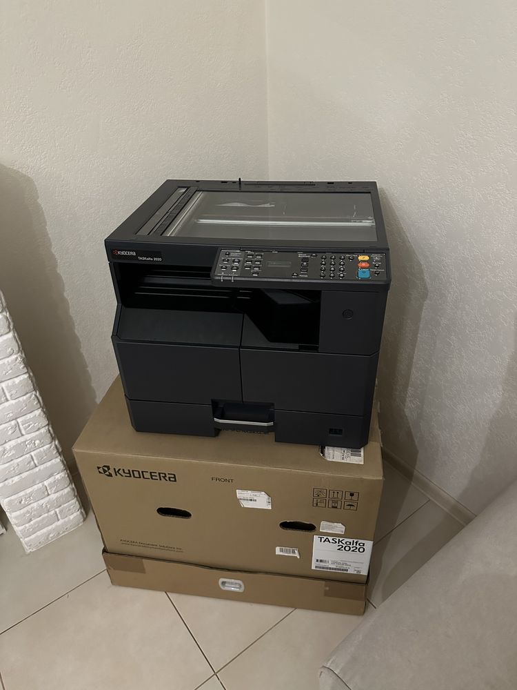 МФУ Kyocera TASKalfa 2020