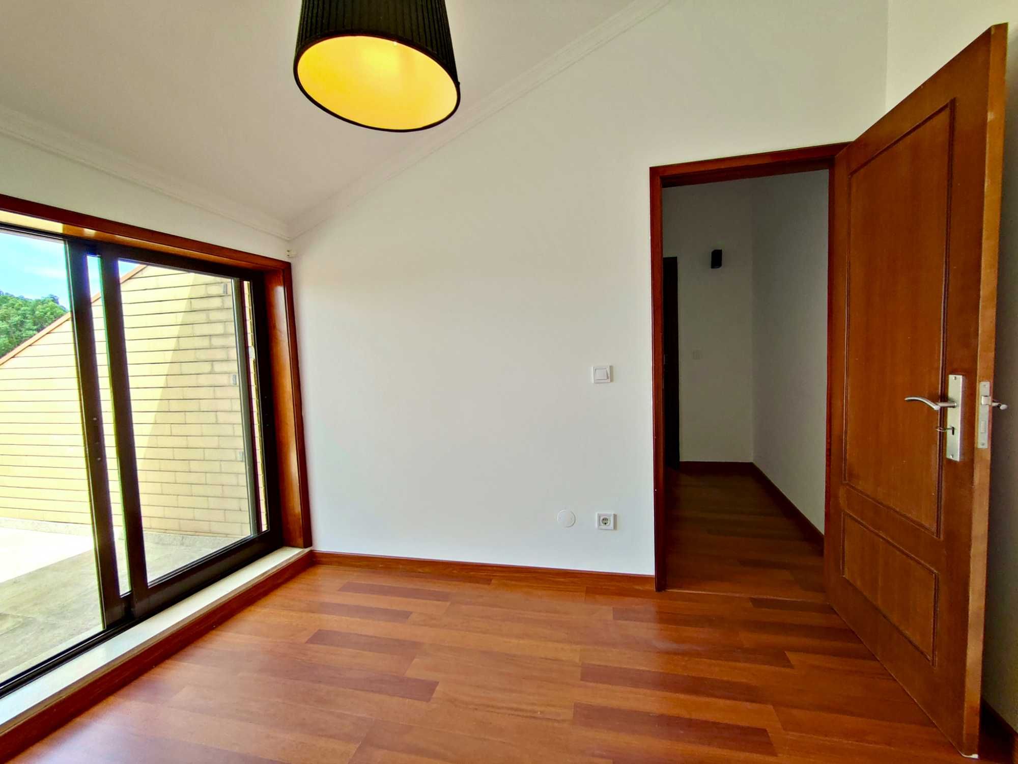 Duplex à venda na Rua do Sobreiro, 464