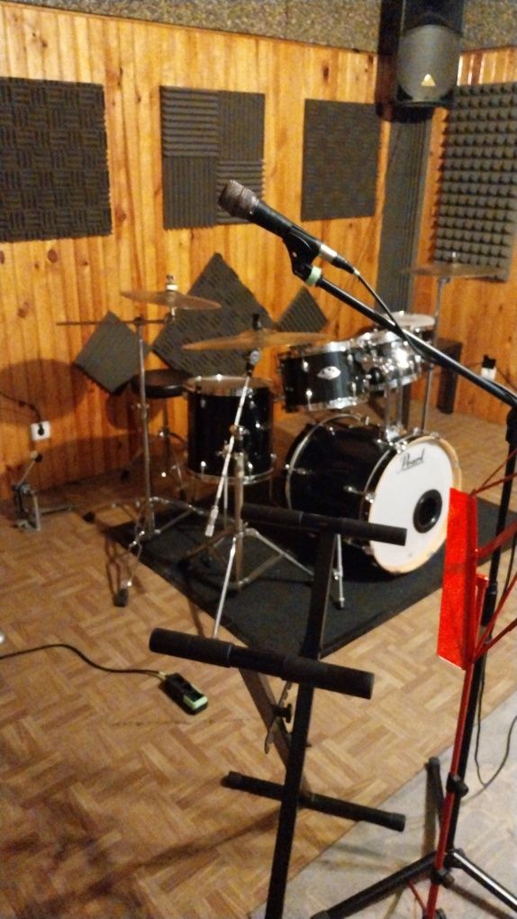 Aulas de Guitarra Classica/Eléctrica e Bateria