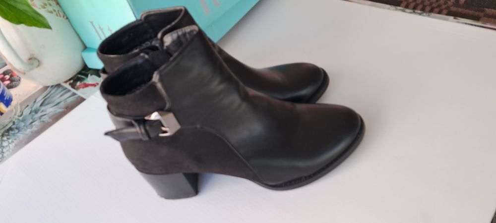 Продам  жіночі сапожки 41 р ( 25 см )