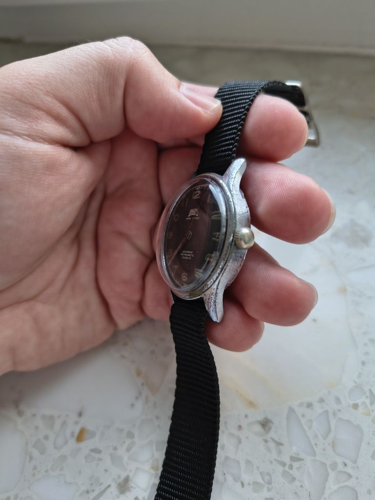 Zegarek militarny Egona vintage field watch tissot doxa