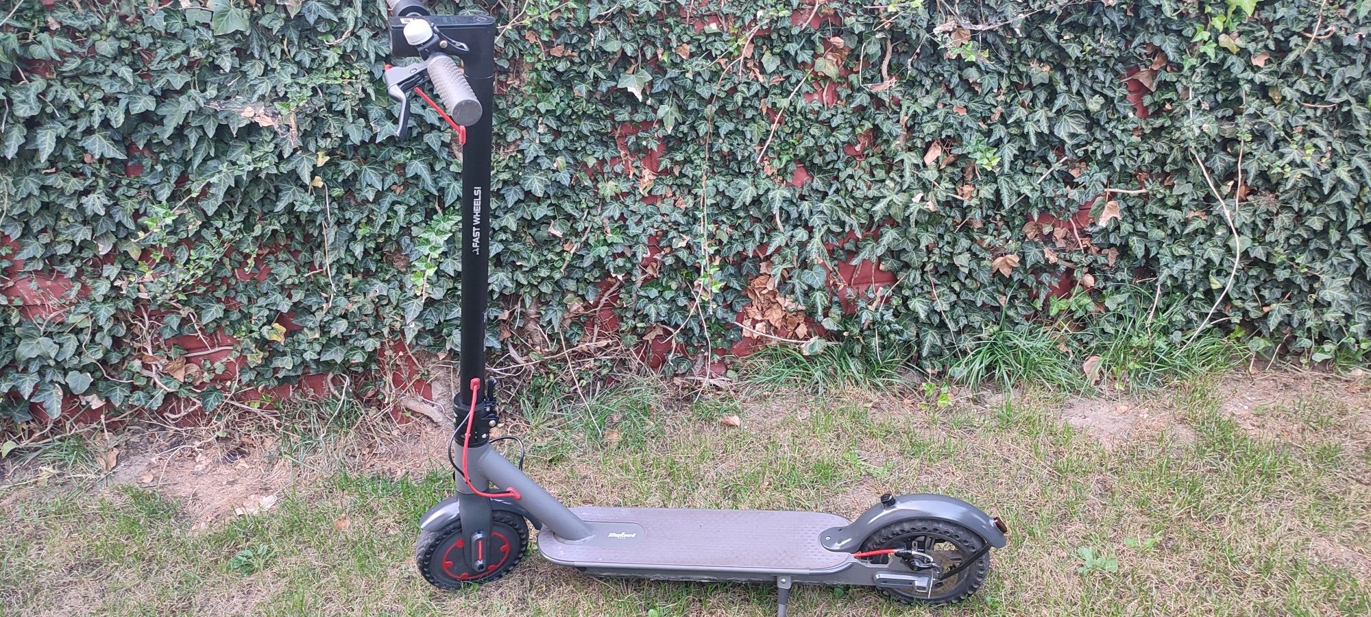 Hulajnoga elektryczna Rebel Fast Wheels PRO