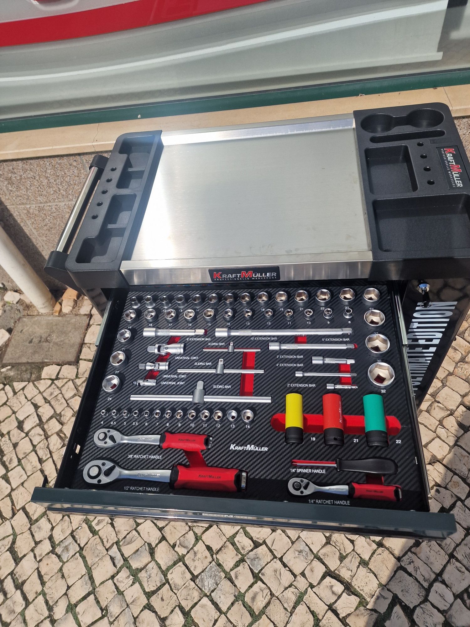 Carrinho de ferramenta de 6 gavetas 4 completas novo