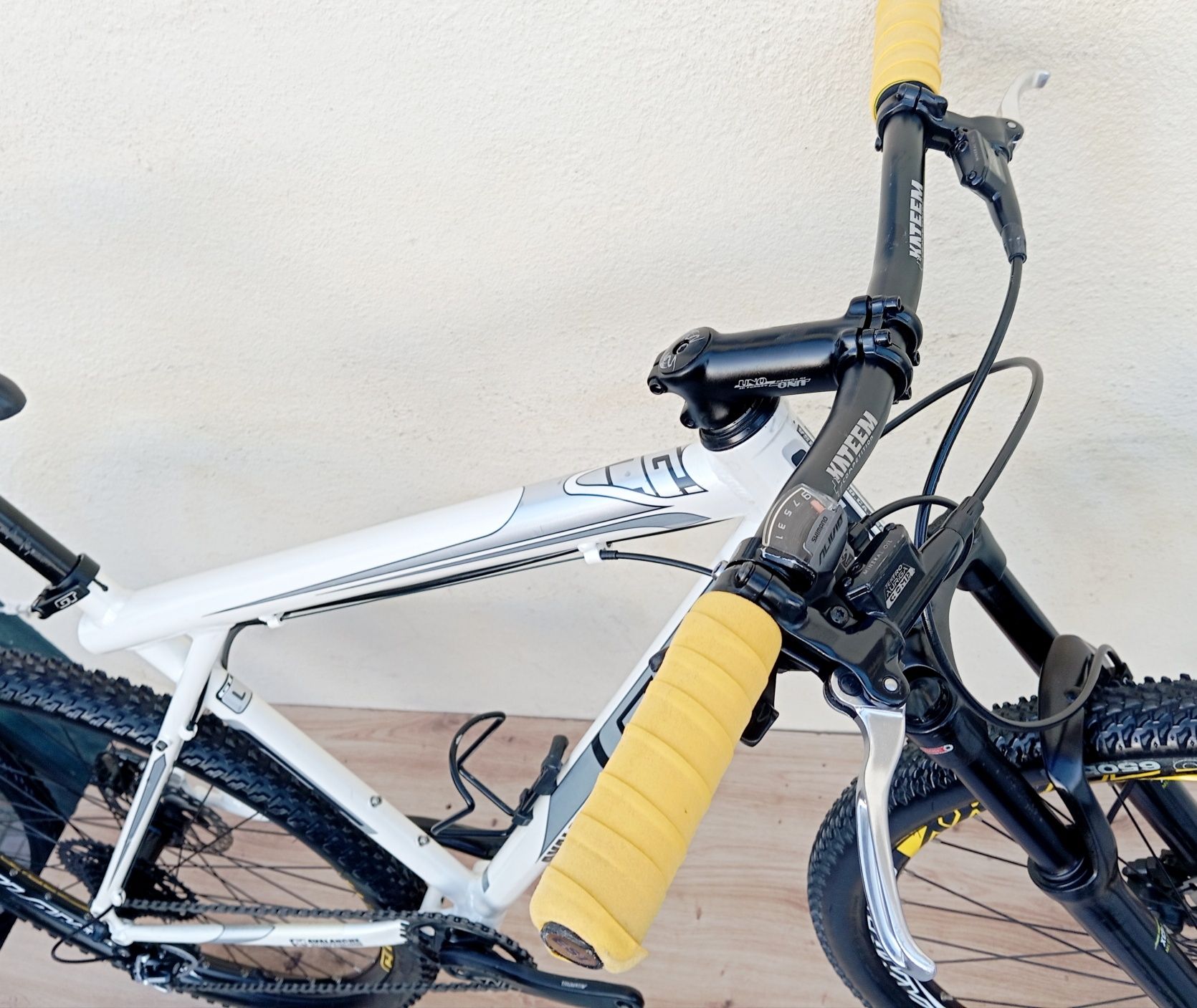 JF-Bikes GT Avalanche 1.0 Roda 27,5 L