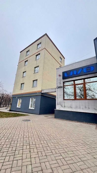 Продам 3х кім. вул. 24 Серпня 26