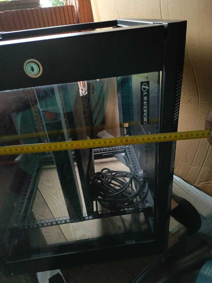 Szafka stalowa do rtv, monitoringu