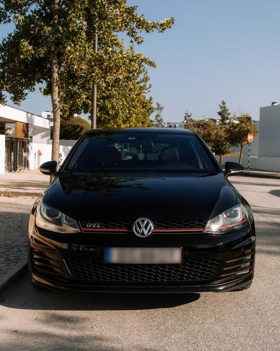 Volkswagen Golf GTI VII 2.0 TSI (2013) – Manual