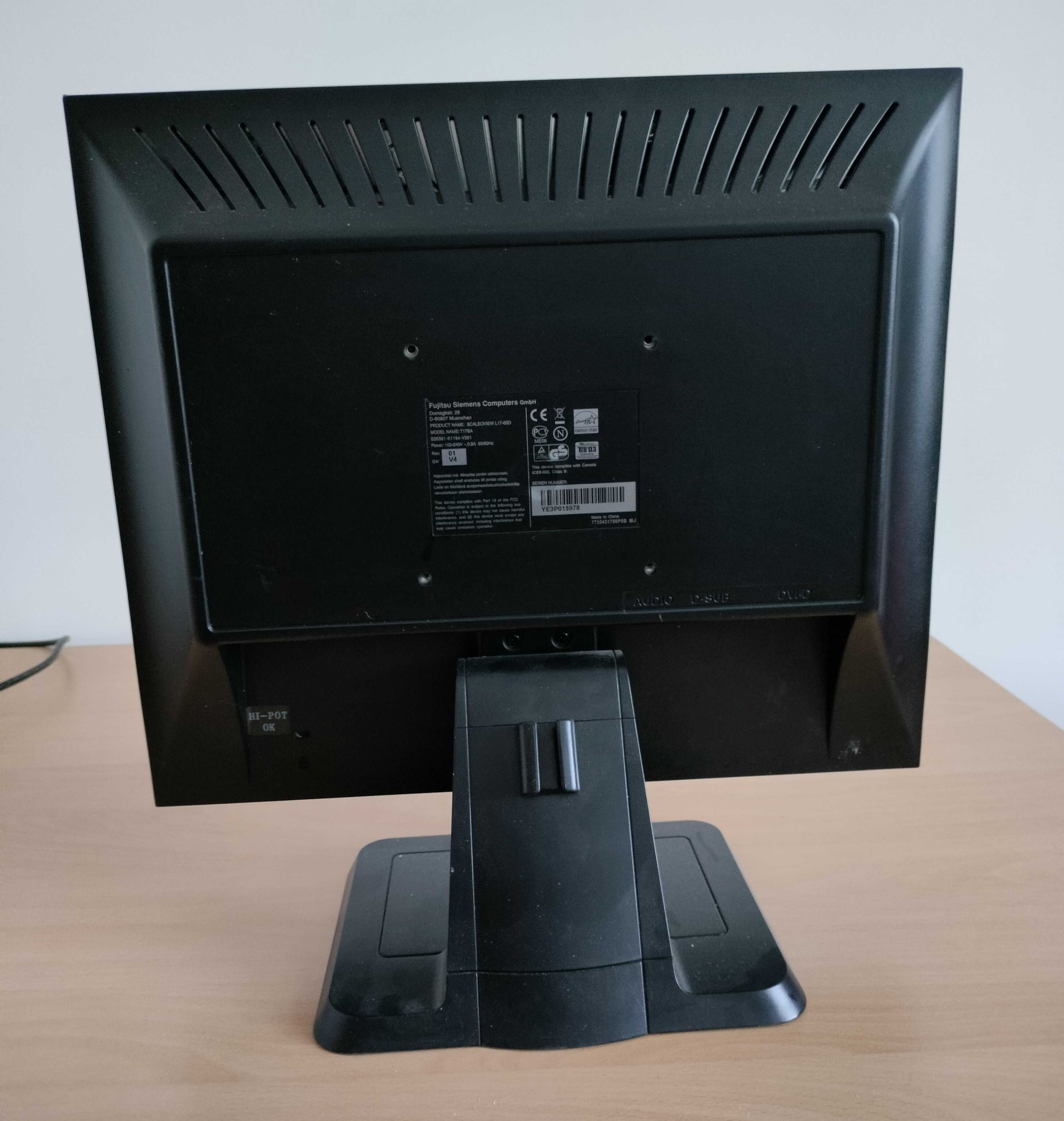 Monitor 17 Fujitsu Siemens Scaleoview L17-6SD