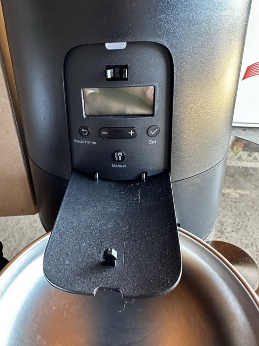 Автоматична годівниця PETLIBRO для котів