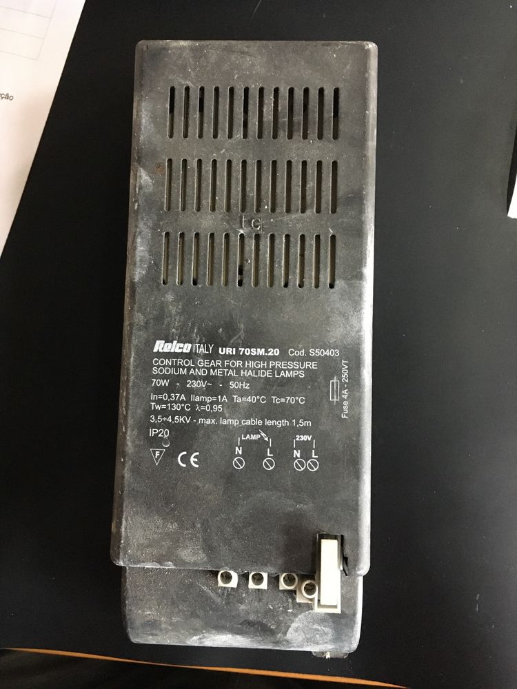 Balastros para lâmpadas de iodetos metálicos