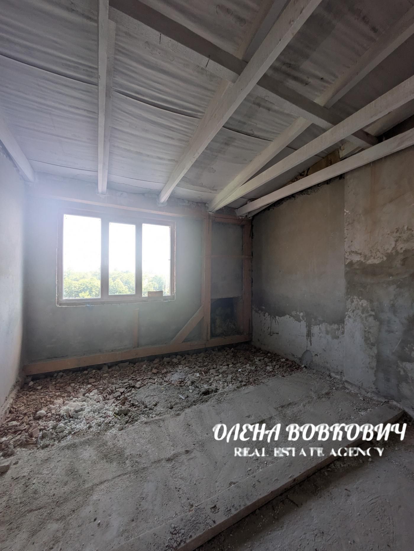 Продаж 3-х кімнатної квартири по вул. Дорошенка