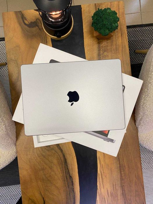 Ноутбук Apple MacBook Pro 14" M1 Pro 16/1TB Space Gray (MKGQ3) 2021