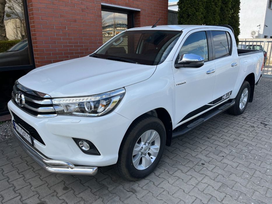 Toyota Hilux 2.4 diesel / 150 KM / automat / 4x4 / zarej w PL / zadbany / zamiana