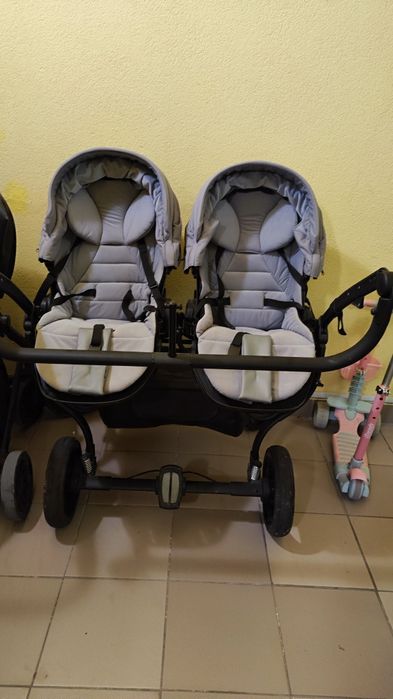 Junama коляска для двійні