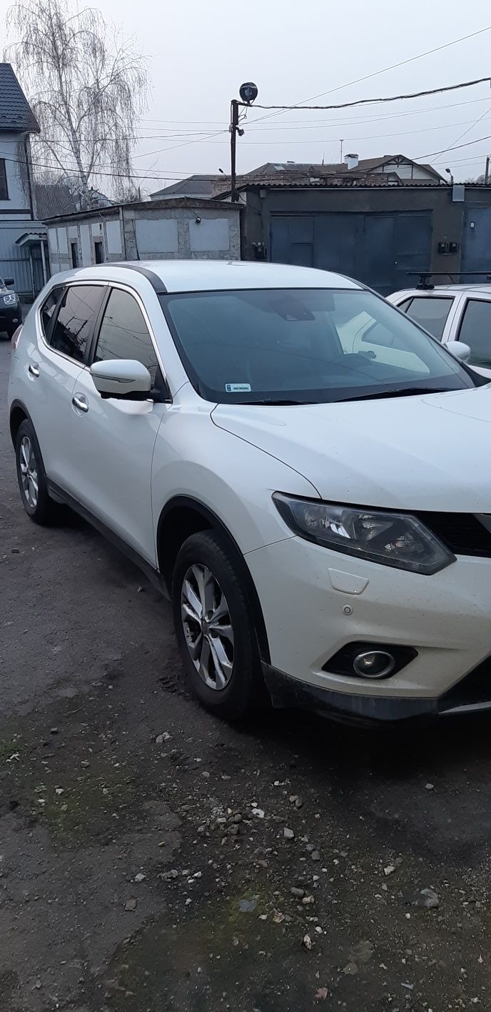 Продам власний автомобіль Nissan X-Trail