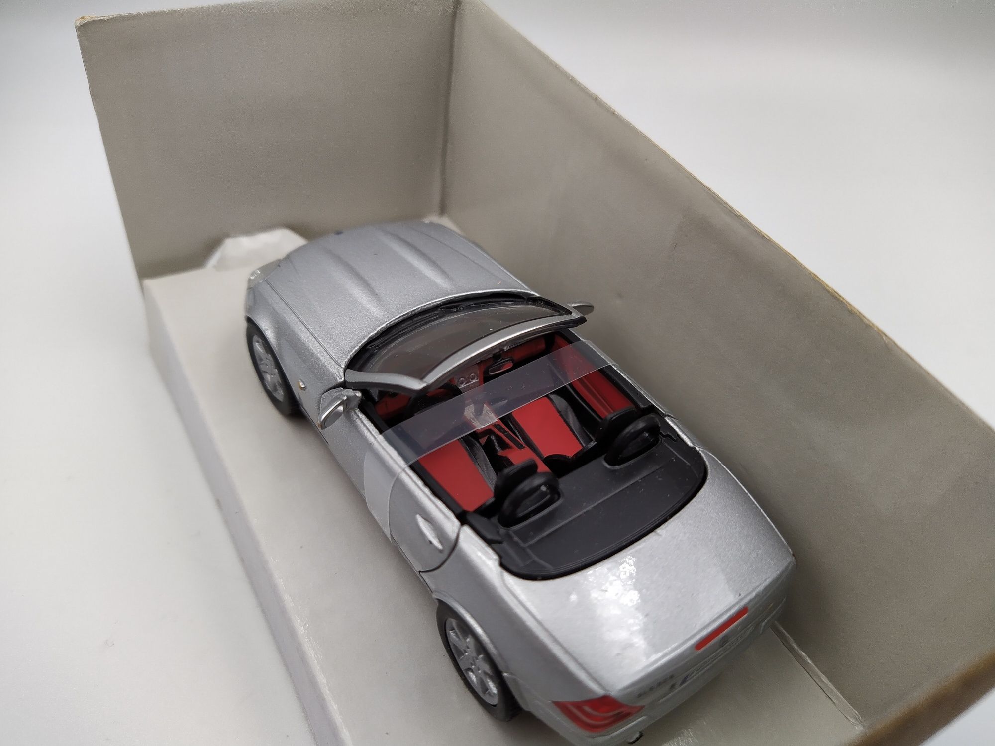 Mercedes Benz CLK Schuco Skala 1:43