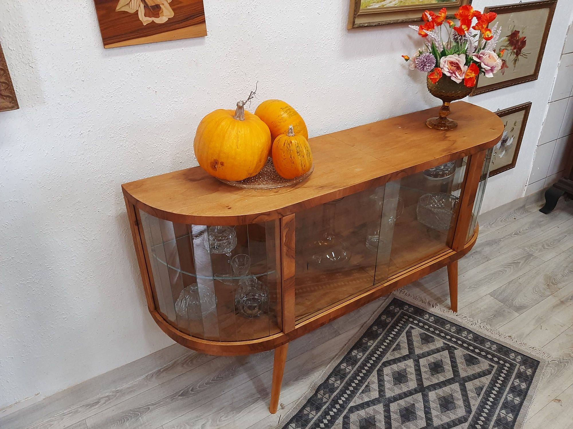 Komoda w stylu art deco po renowacji