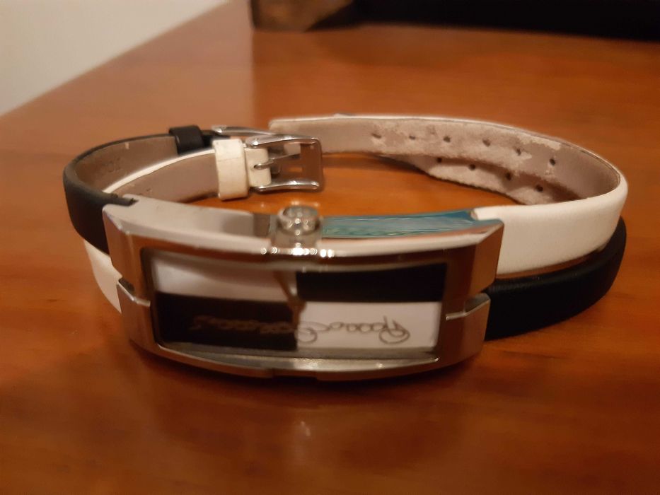 Relógio original roccobarocco, vintage, preto e branco