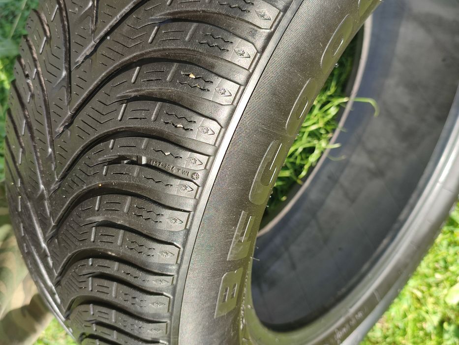 Одне колесо  215/60/R16 BFGoodrich g-force Winter 2, виробництва 2020