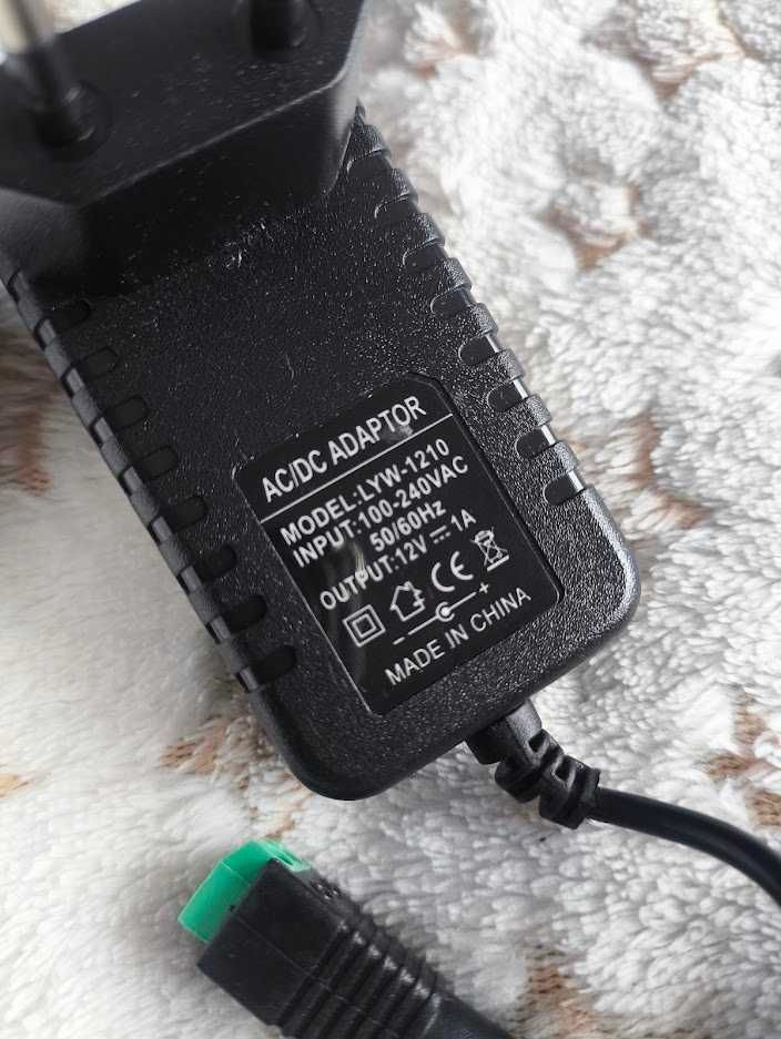 Zasilacz Sieciowy 12v 1A LYW-1210