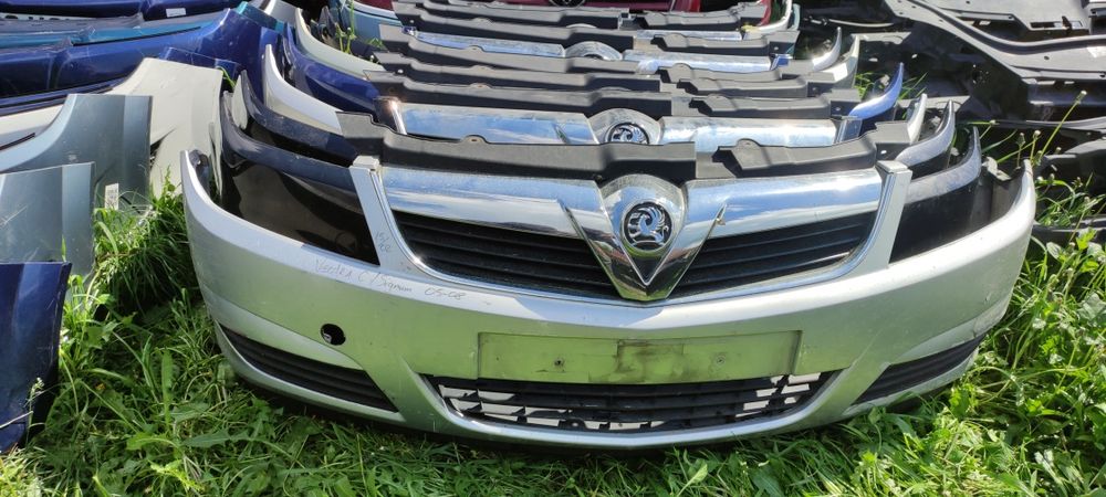 Передний бампер Opel Signum Vectra C