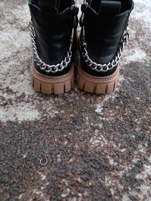 Черевички осінні