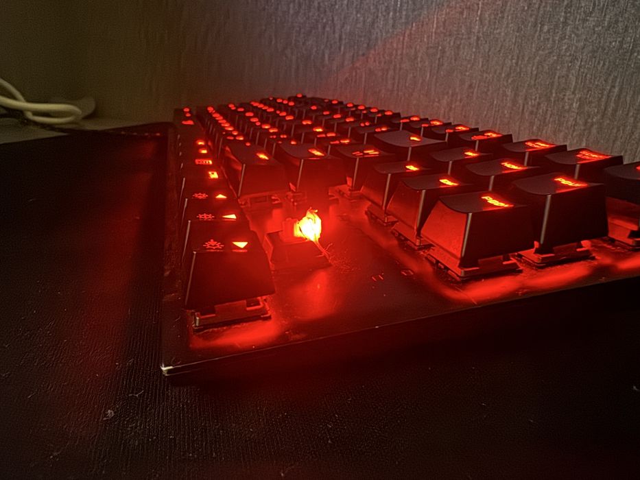 Механічна клавіатура HyperX Alloy FPS Pro