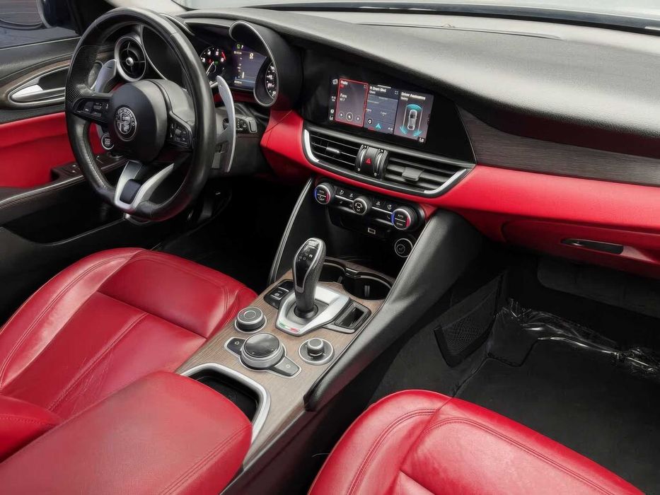 Alfa Romeo Giulia Ti      2020