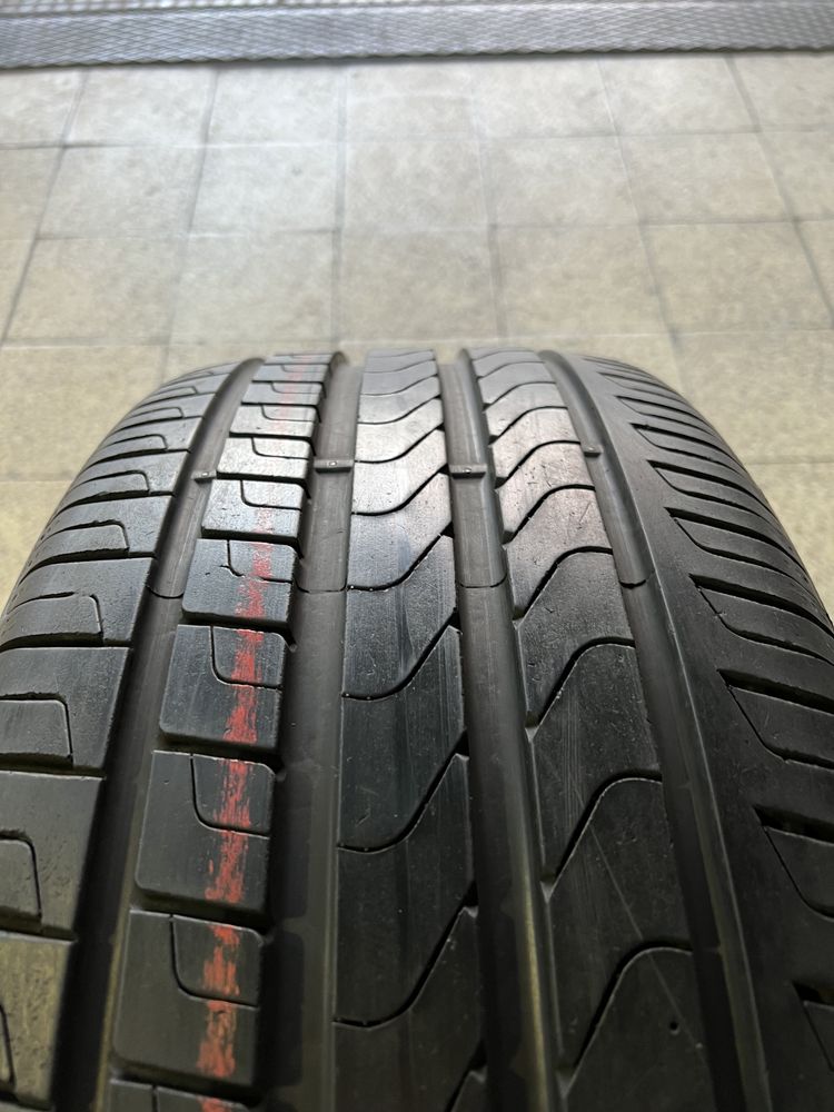 Pneus semi-novos 255/45R20