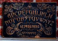 Ouija prezent spirytyzm wywoływanie duchów halloween gra planszowa