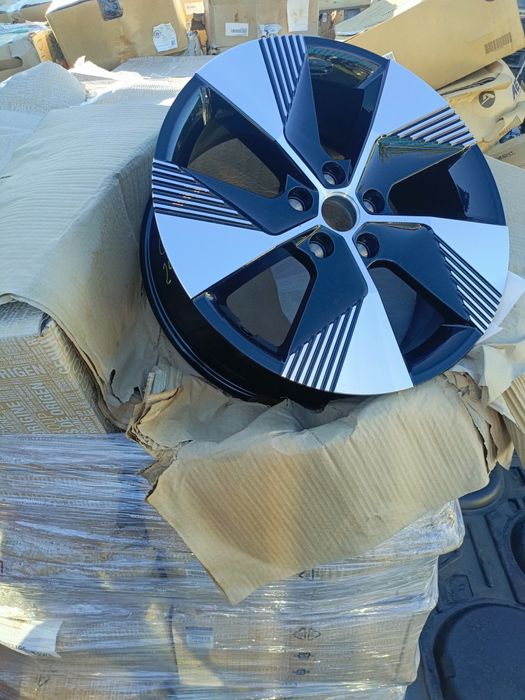 Nowe demo felgi aluminiowe Renault Dacia Toyota 5x114,3 et34 7jx18