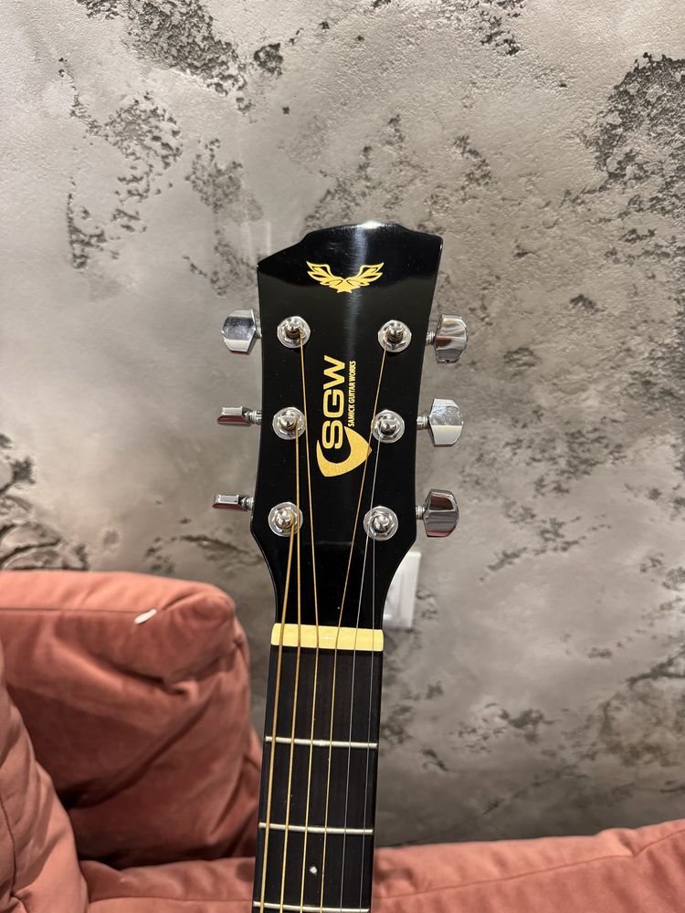 Gitara akustyczna SGW