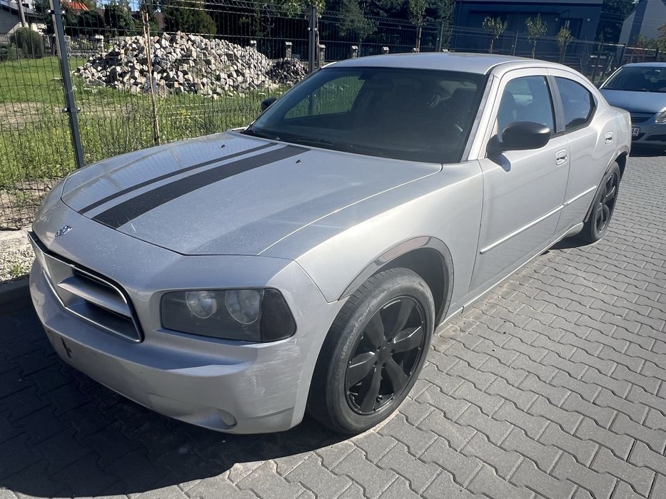Dodge Charger 2007 V6 2,7 L (200 KM)