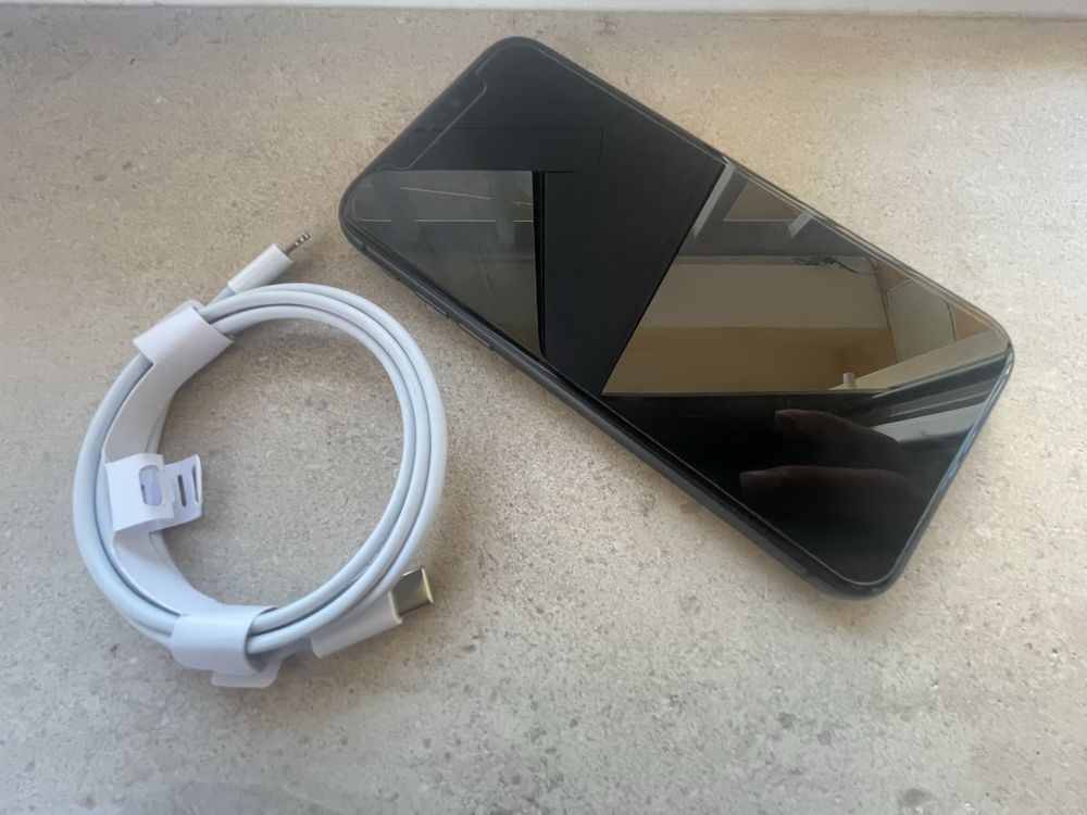 Iphone 11 64gb livre desbloqueado preto
