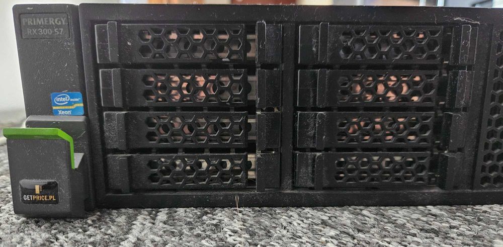 Serwer Fujitsu Primergy RX300 S7 Xeon E5-2643, 32GB RAM