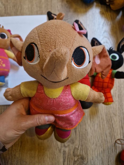 Maskotka bing i sula